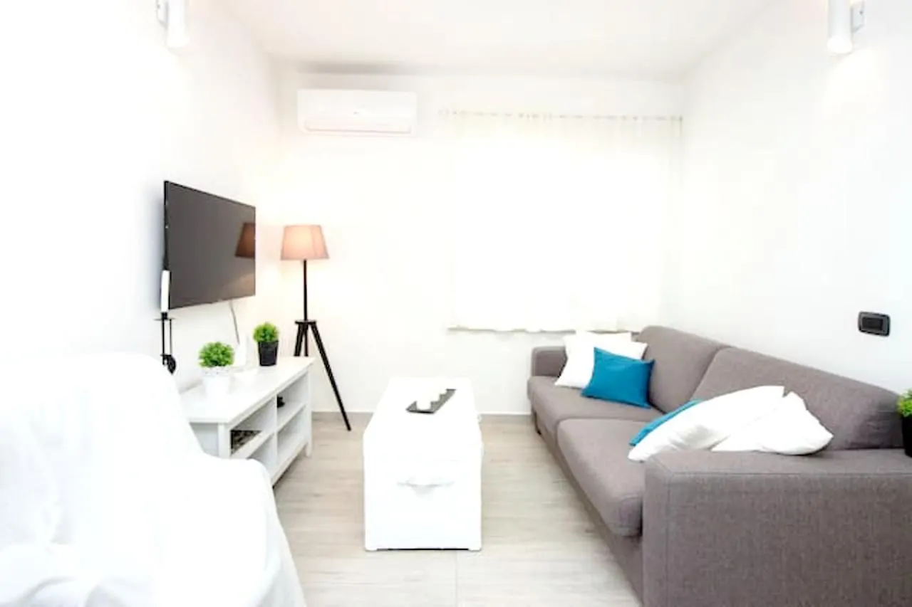 Modern Apartment In Trogir 70 M² Parking Included Croazia