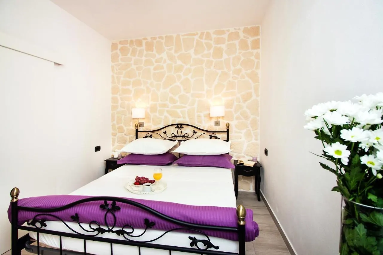 Modern Apartment In Trogir 70 M² Parking Included